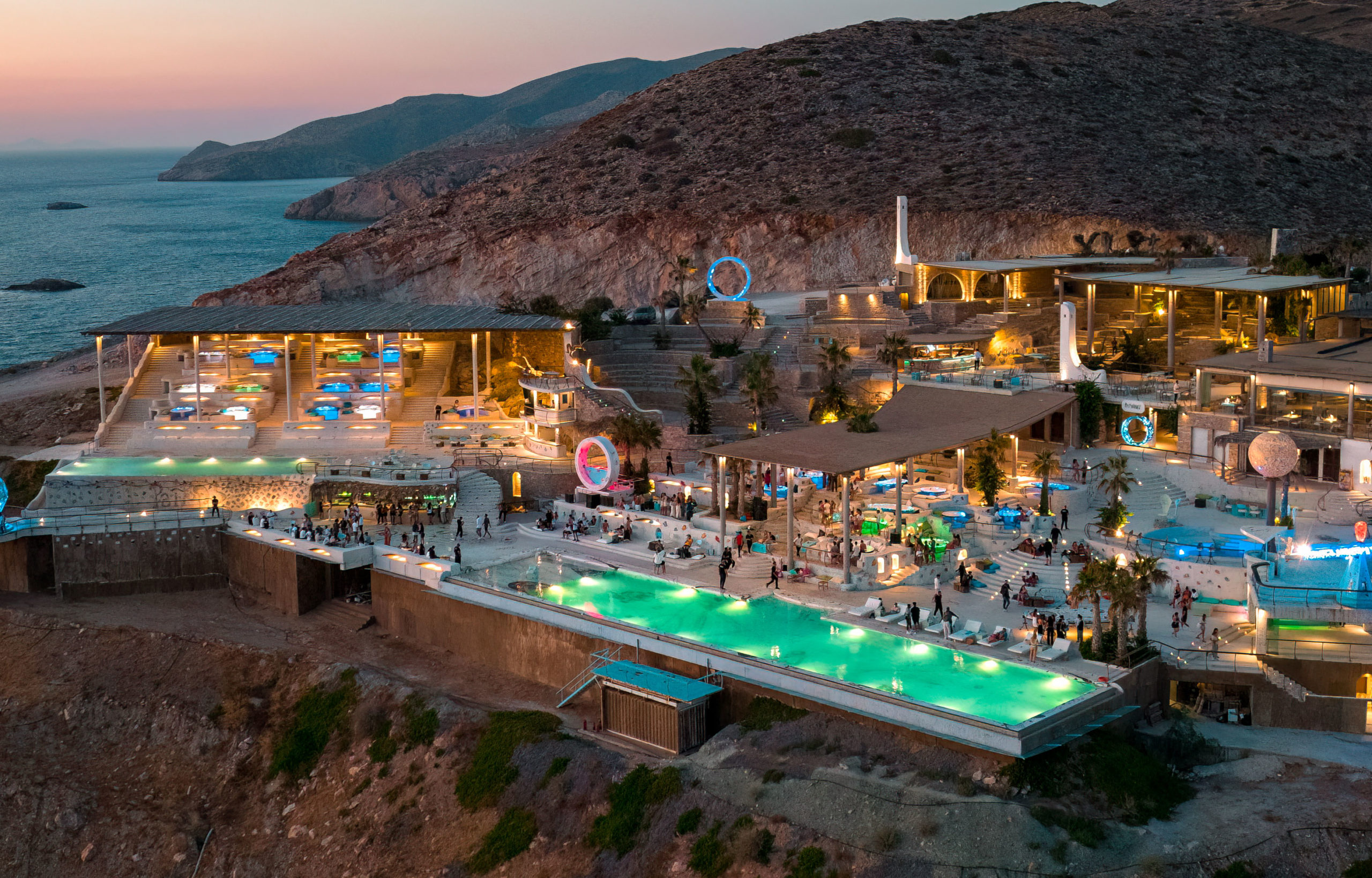 Pathos Club & Restaurant